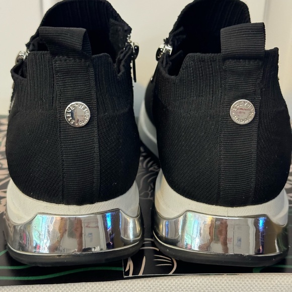 👟STEVE MADDEN DOUBLE ZIP TENNIE👟 - Picture 9 of 10